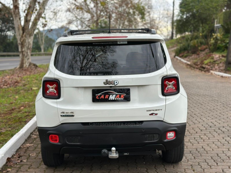 RENEGADE 2.0 16V TURBO DIESEL SPORT 4P 4X4 AUTOMÁTICO - 2016 - DOIS IRMãOS