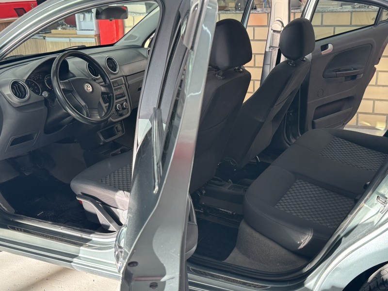 VOYAGE 1.6 MI COMFORTLINE 8V FLEX 4P MANUAL - 2009 - CAXIAS DO SUL