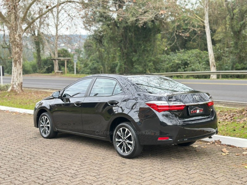 COROLLA 1.8 GLI 16V FLEX 4P AUTOMÁTICO - 2018 - DOIS IRMãOS