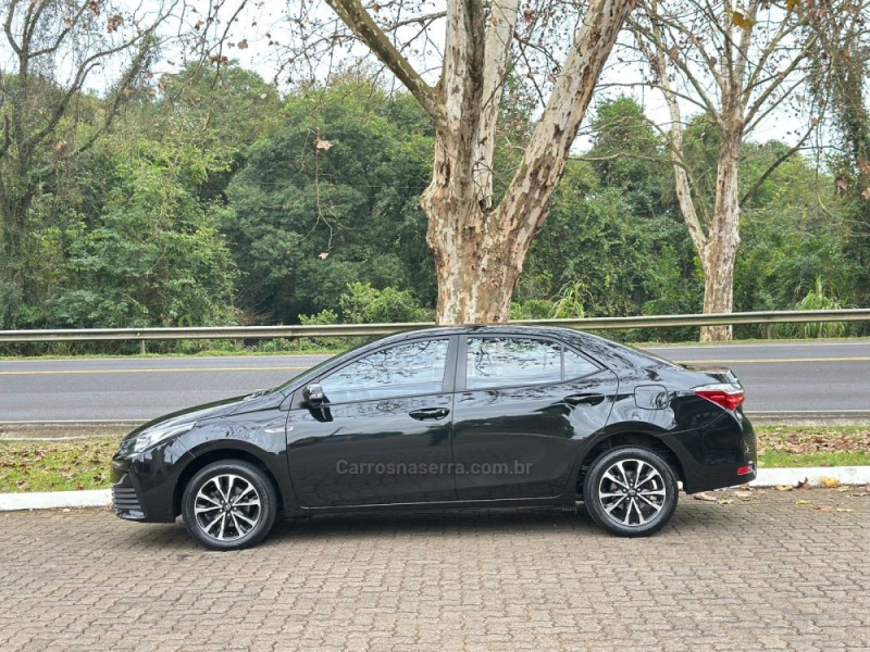 COROLLA 1.8 GLI 16V FLEX 4P AUTOMÁTICO - 2018 - DOIS IRMãOS