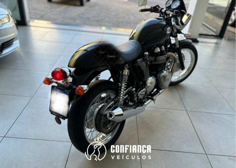 THRUXTON  - 2014 - BENTO GONçALVES