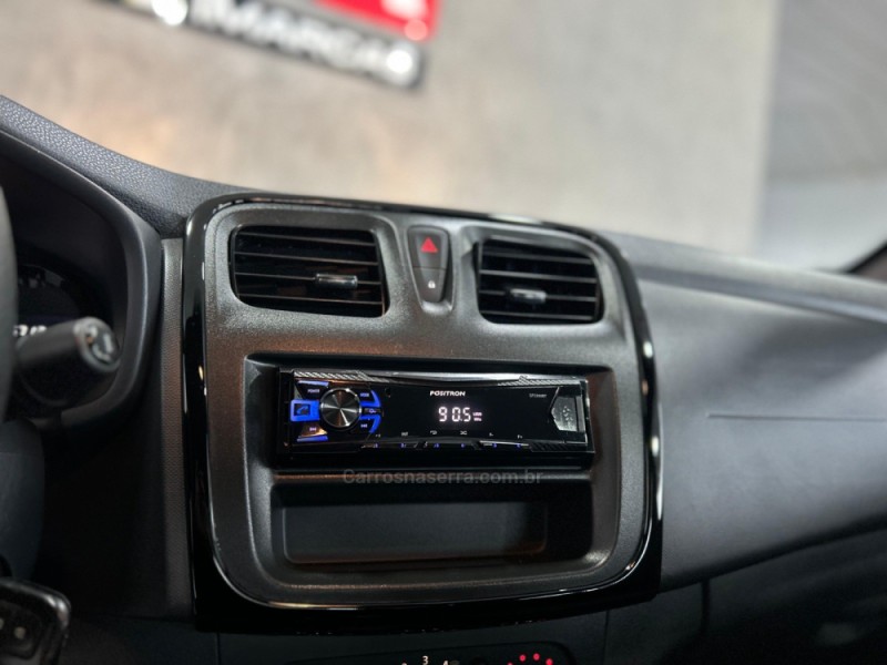 LOGAN 1.0 LIFE 12V FLEX 4P MANUAL - 2022 - CAXIAS DO SUL