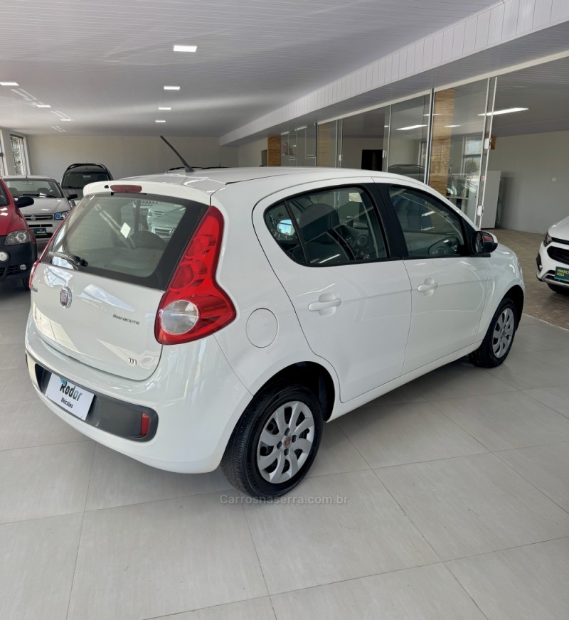 PALIO 1.4 EVO ATTRACTIVE ITALIA 8V FLEX 5P MANUAL - 2015 - VILA FLORES
