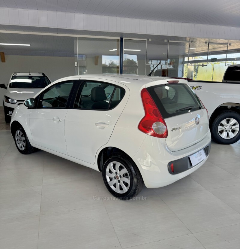 PALIO 1.4 EVO ATTRACTIVE ITALIA 8V FLEX 5P MANUAL - 2015 - VILA FLORES