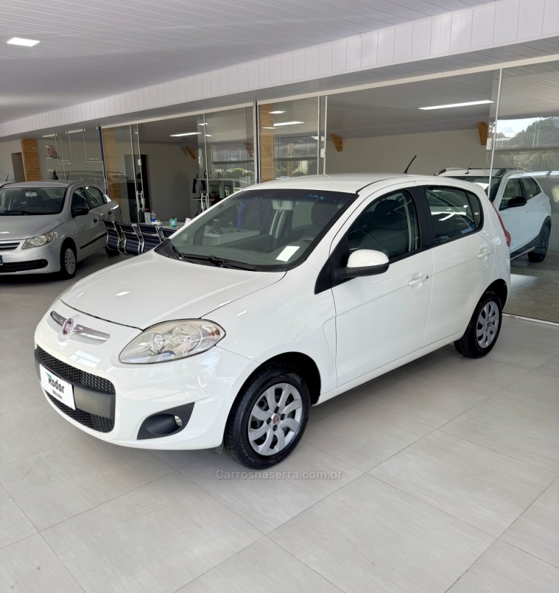 PALIO 1.4 EVO ATTRACTIVE ITALIA 8V FLEX 5P MANUAL - 2015 - VILA FLORES