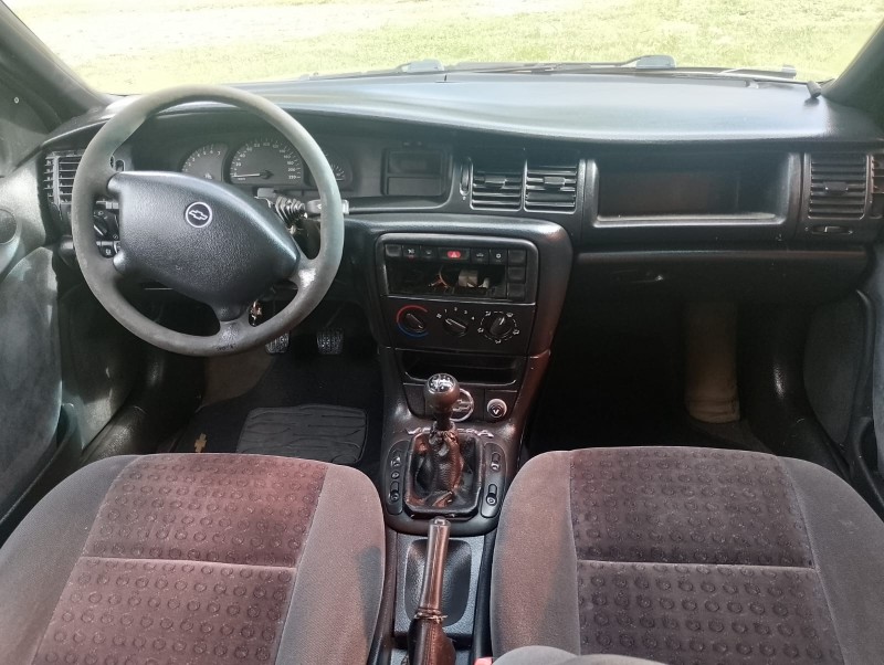 VECTRA 2.2 MPFI GL 8V GASOLINA 4P MANUAL - 1997 - CAXIAS DO SUL