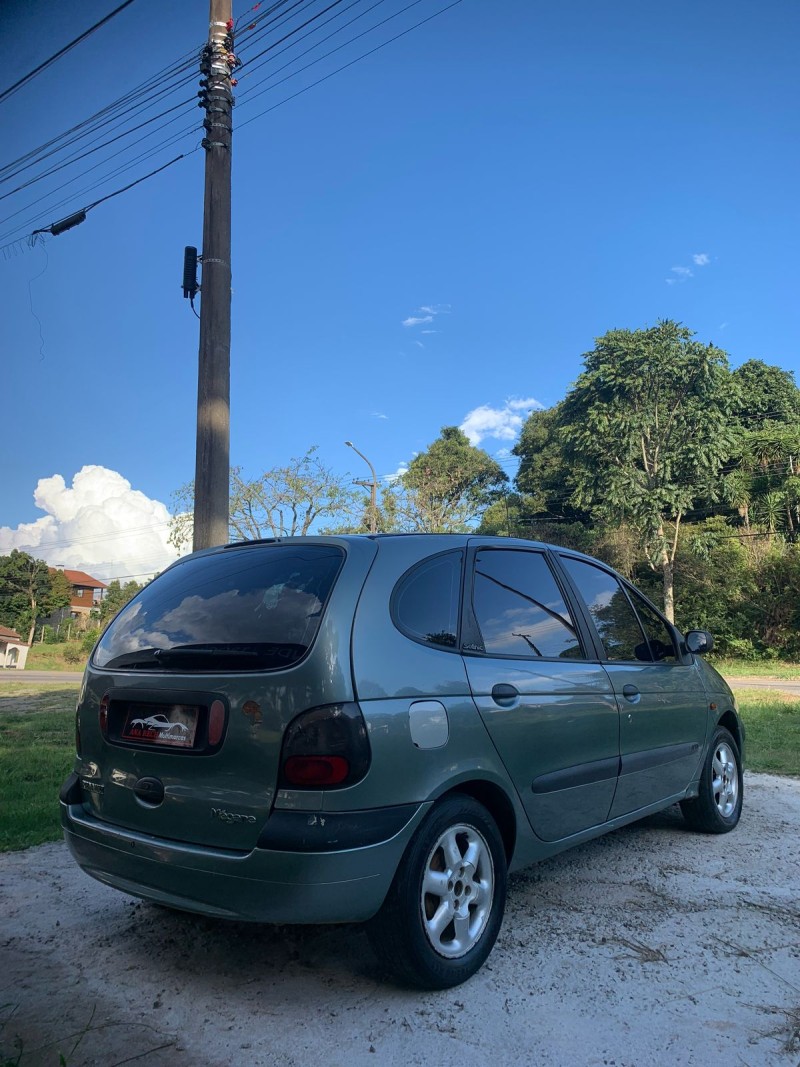 SCÉNIC 2.0 RXE 8V GASOLINA 4P MANUAL - 2000 - CAXIAS DO SUL