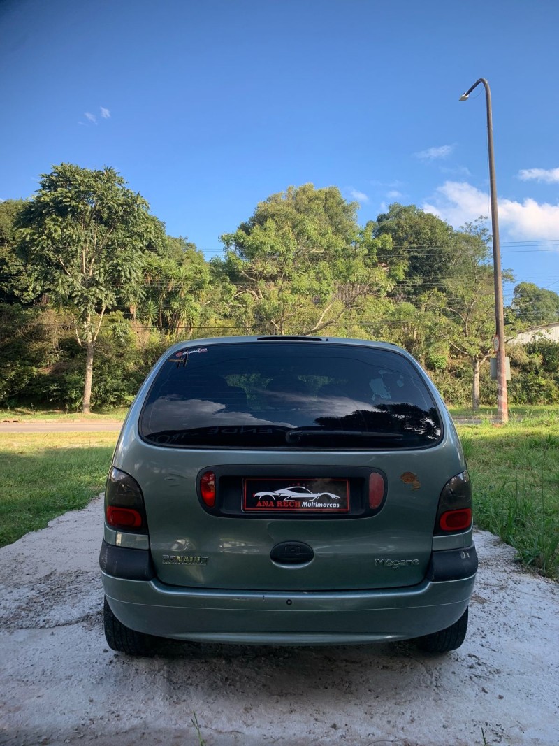 SCÉNIC 2.0 RXE 8V GASOLINA 4P MANUAL - 2000 - CAXIAS DO SUL