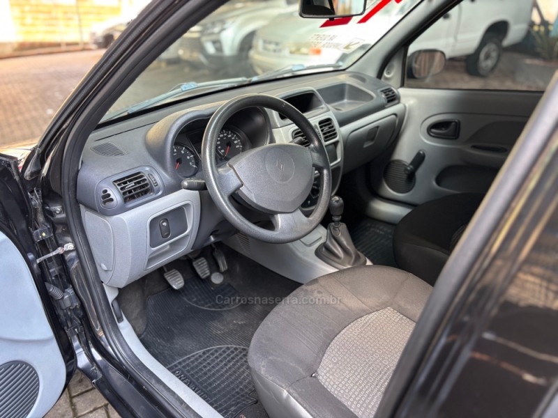 CLIO 1.0 CAMPUS 16V FLEX 4P MANUAL - 2012 - CANELA