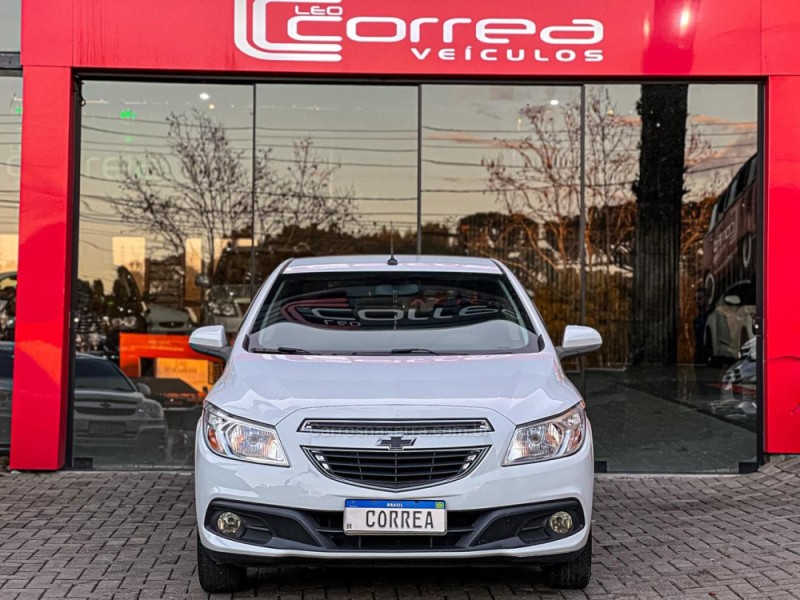 PRISMA 1.0 MPFI LT 8V FLEX 4P MANUAL - 2015 - CANELA
