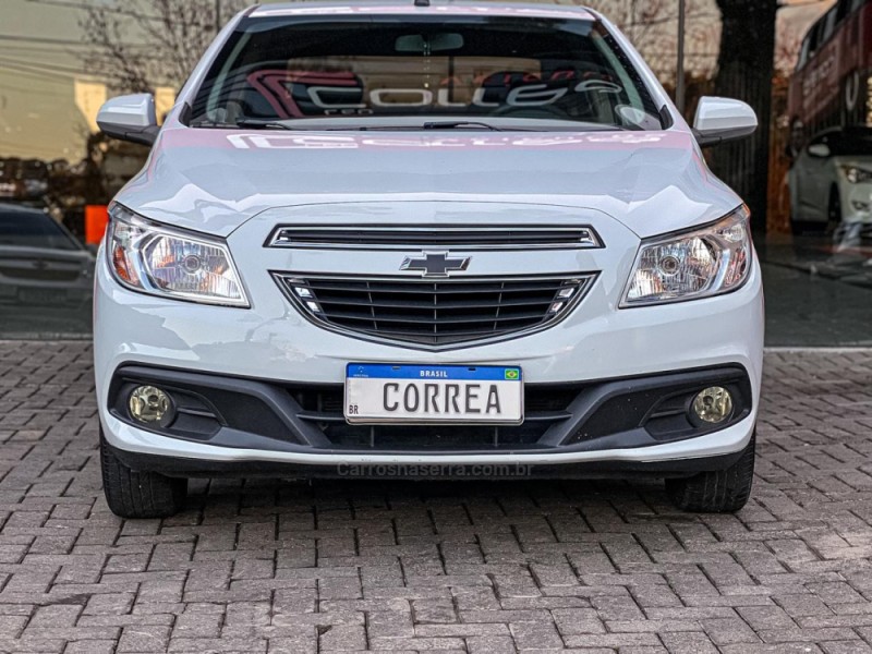 PRISMA 1.0 MPFI LT 8V FLEX 4P MANUAL - 2015 - CANELA