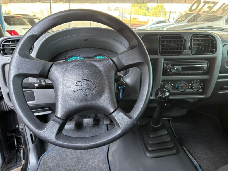 S10 2.4 ADVANTAGE 4X2 CD 8V FLEX 4P MANUAL - 2009 - CANELA