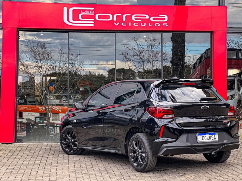 ONIX 1.0 HATCH RS 12V TURBO 4P AUTOMÁTICO - 2024 - CANELA