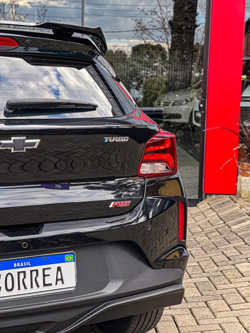 ONIX 1.0 HATCH RS 12V TURBO 4P AUTOMÁTICO - 2024 - CANELA