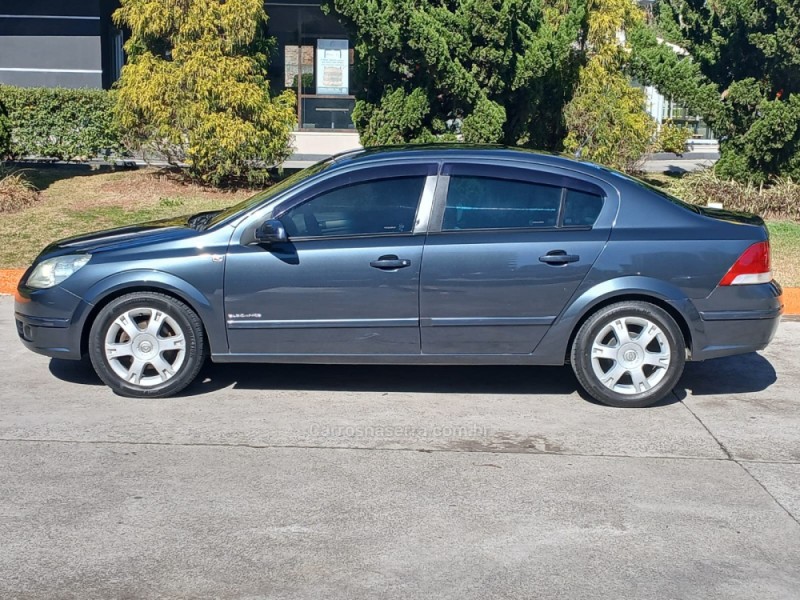 VECTRA 2.0 MPFI ELEGANCE 8V 140CV FLEX 4P MANUAL - 2007 - CAXIAS DO SUL