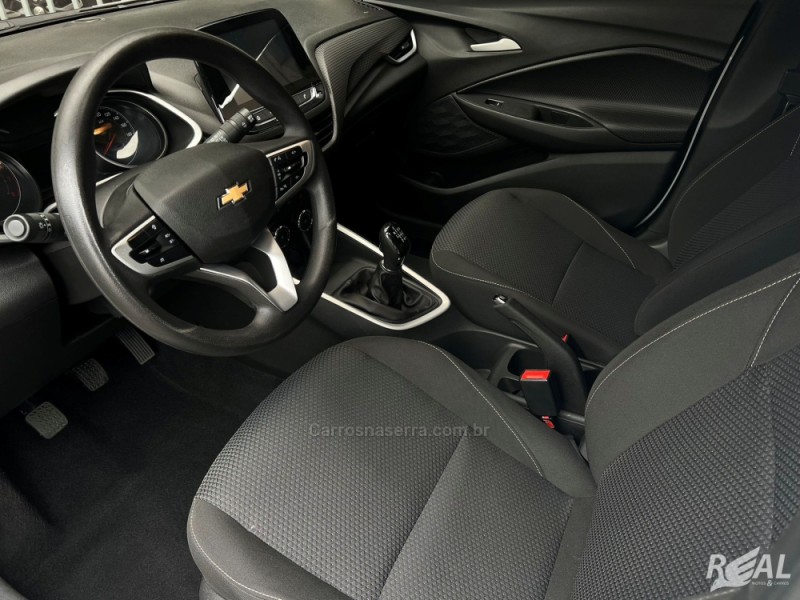 ONIX 1.0 LT2 FLEX 4P MANUAL - 2023 - SAPIRANGA