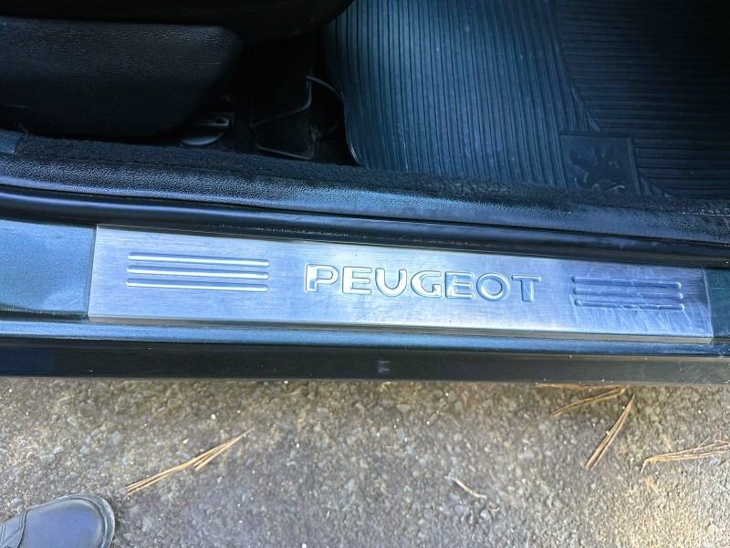 207 1.6 XS PASSION 16V FLEX 4P AUTOMÁTICO - 2011 - SãO SEBASTIãO DO CAí