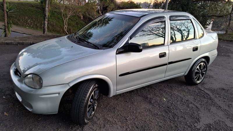 CORSA 1.6 MPFI CLASSIC SEDAN 8V GASOLINA 4P MANUAL - 2003 - CAXIAS DO SUL