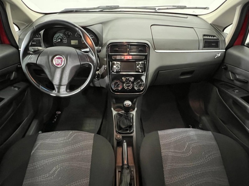 PUNTO 1.4 ATTRACTIVE 8V FLEX 4P MANUAL - 2012 - FARROUPILHA
