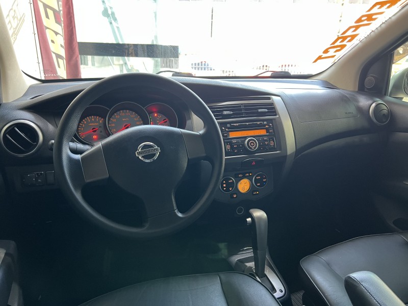 GRAND LIVINA 1.8 SL 16V FLEX 4P AUTOMÁTICO - 2013 - PORTãO