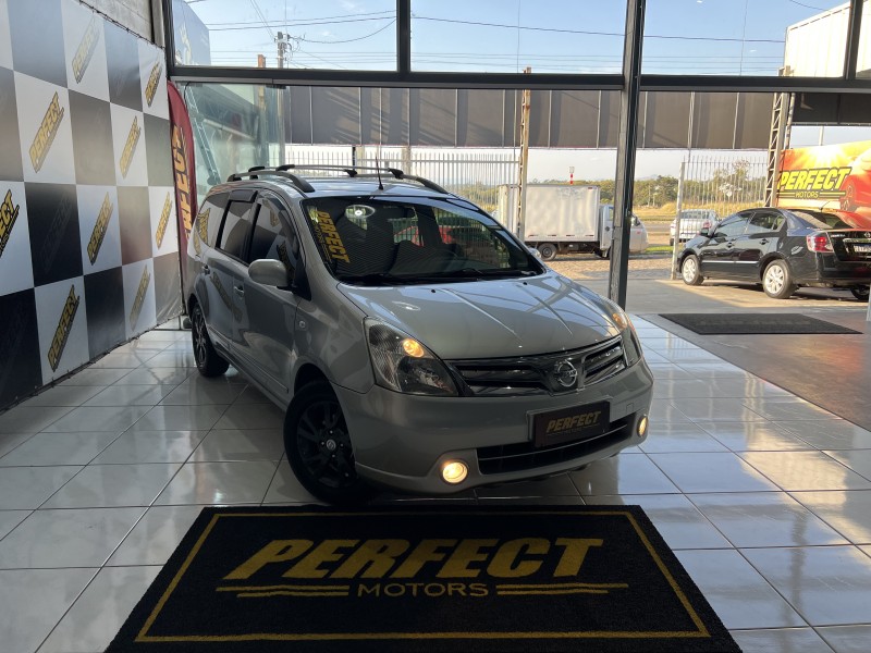 GRAND LIVINA 1.8 SL 16V FLEX 4P AUTOMÁTICO - 2013 - PORTãO