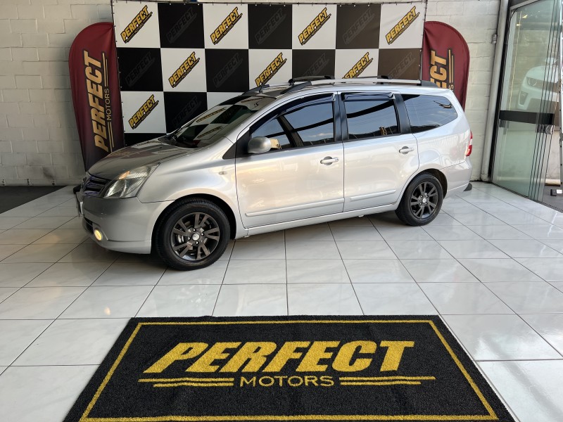 GRAND LIVINA 1.8 SL 16V FLEX 4P AUTOMÁTICO - 2013 - PORTãO