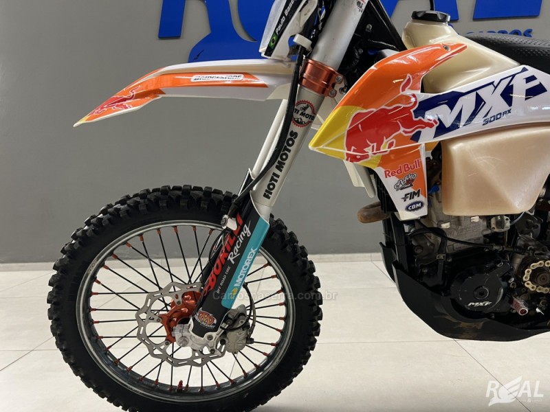 300 RXS  - 2022 - SAPIRANGA