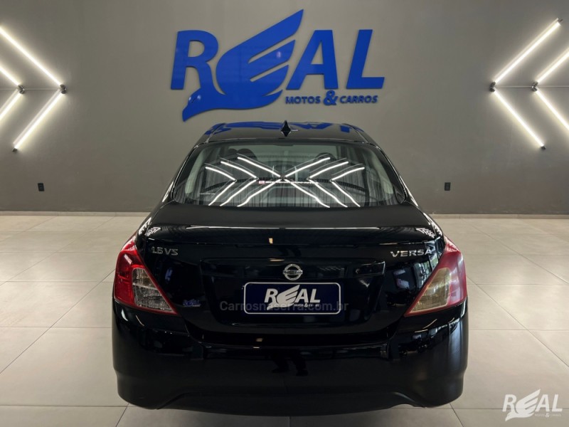 VERSA 1.6 16V FLEX SV 4P MANUAL - 2016 - SAPIRANGA