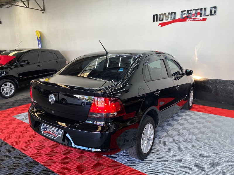 VOYAGE 1.0 MI 8V FLEX 4P MANUAL - 2011 - CAXIAS DO SUL