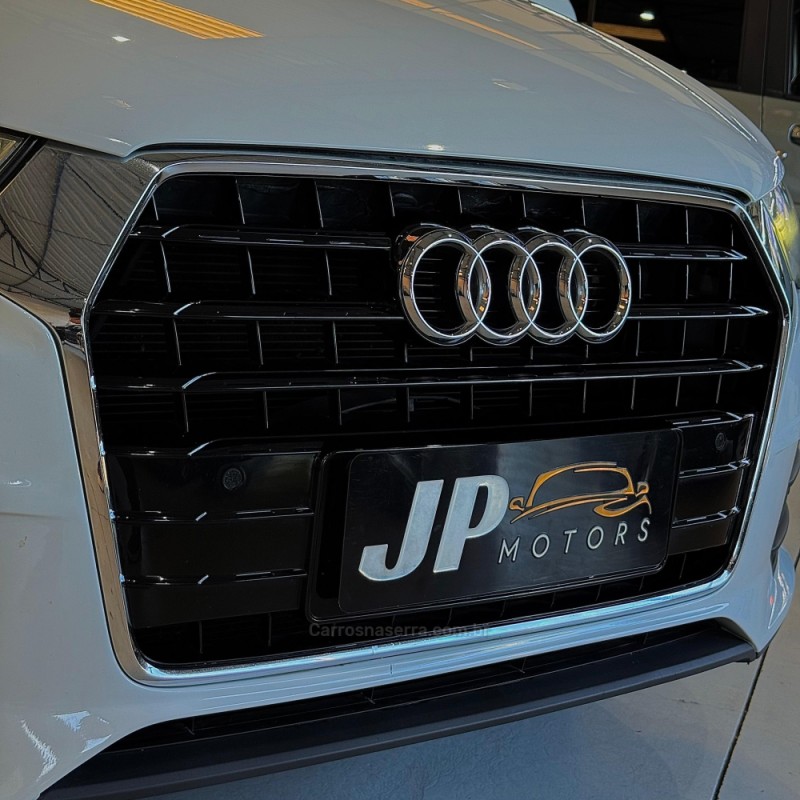 Q3 1.4 TFSI PRESTIGE PLUS FLEX 4P S TRONIC - 2019 - NOVO HAMBURGO