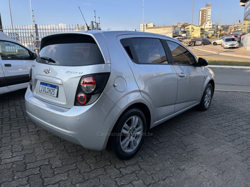 SONIC 1.6 LT 16V FLEX 4P AUTOMÁTICO - 2013 - FARROUPILHA