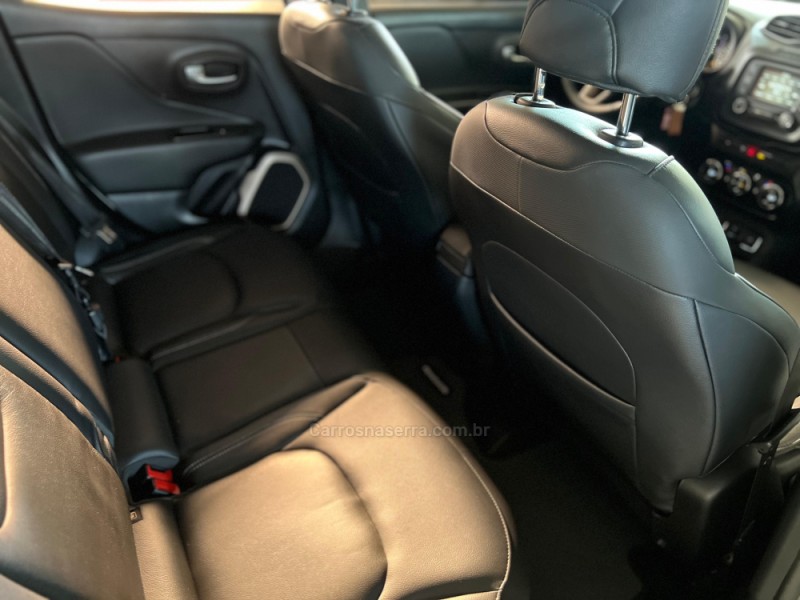 RENEGADE 1.8 16V FLEX LONGITUDE 4P AUTOMÁTICO - 2018 - CAXIAS DO SUL