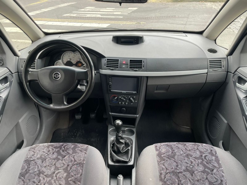 MERIVA 1.8 MPFI CD 8V FLEX 4P MANUAL - 2004 - CAXIAS DO SUL