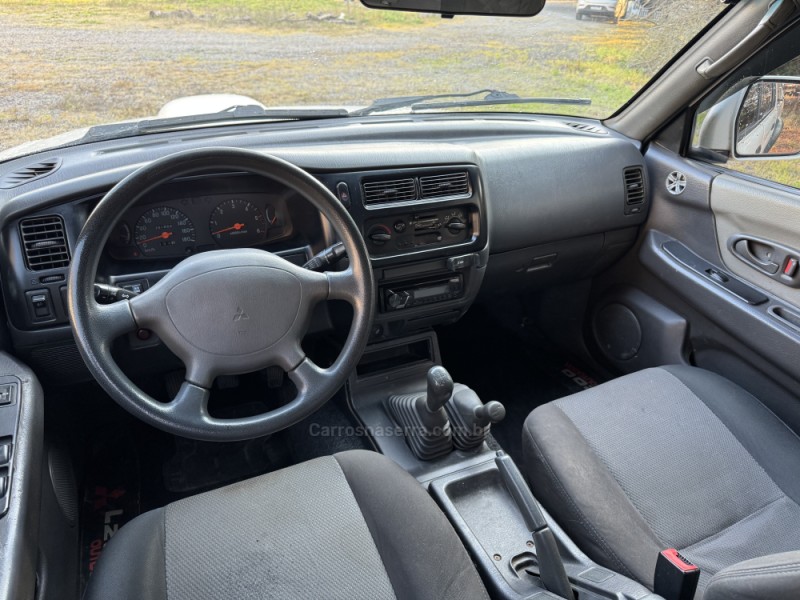 L200 OUTDOOR 2.5 HPE 4X4 CD 8V TURBO INTERCOOLER DIESEL 4P MANUAL - 2010 - CAXIAS DO SUL