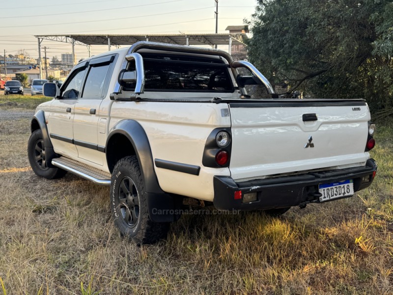 L200 OUTDOOR 2.5 HPE 4X4 CD 8V TURBO INTERCOOLER DIESEL 4P MANUAL - 2010 - CAXIAS DO SUL