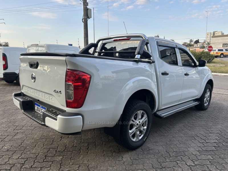 FRONTIER 2.3 SE 4X4 CD TURBO ELETRONIC DIESEL 4P AUTOMÁTICO - 2023 - FARROUPILHA