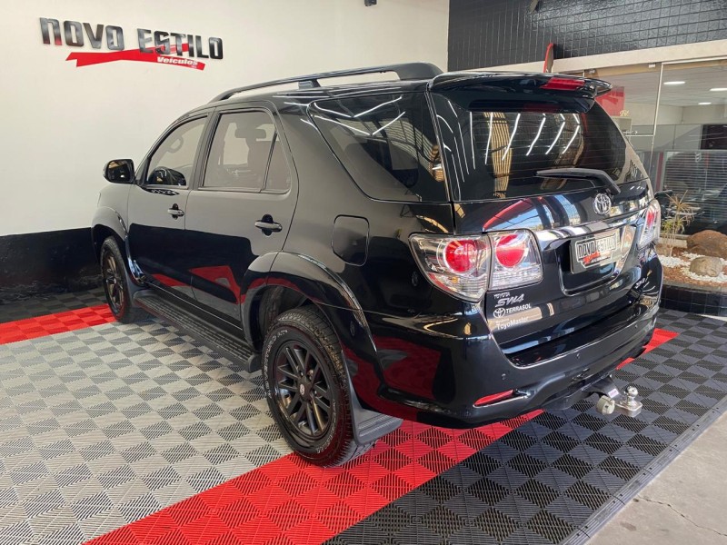 HILUX SW4 3.0 SRV 4X4 16V TURBO INTERCOOLER DIESEL 4P AUTOMÁTICO - 2014 - CAXIAS DO SUL
