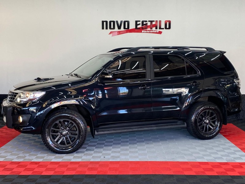 HILUX SW4 3.0 SRV 4X4 16V TURBO INTERCOOLER DIESEL 4P AUTOMÁTICO - 2014 - CAXIAS DO SUL