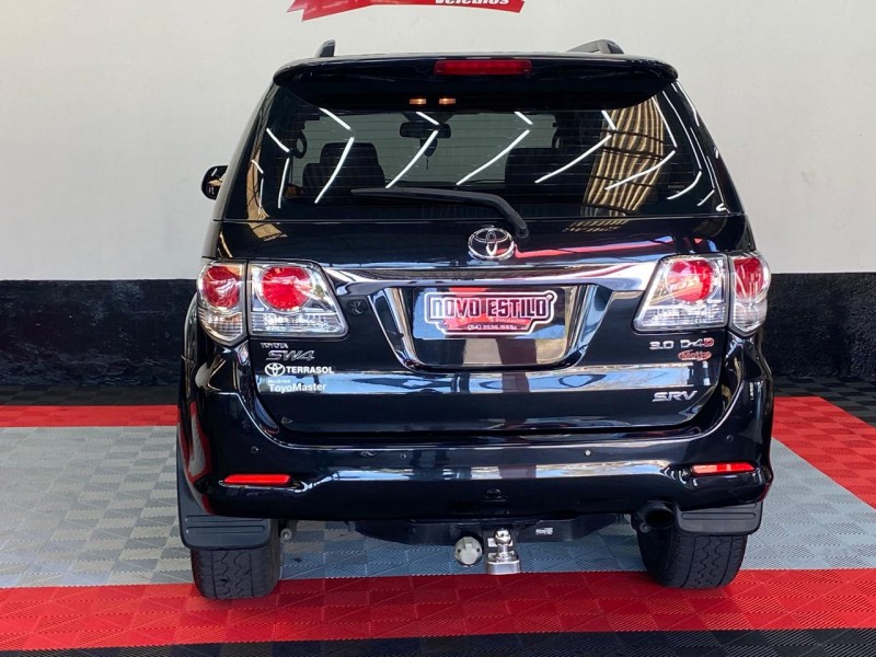 HILUX SW4 3.0 SRV 4X4 16V TURBO INTERCOOLER DIESEL 4P AUTOMÁTICO - 2014 - CAXIAS DO SUL