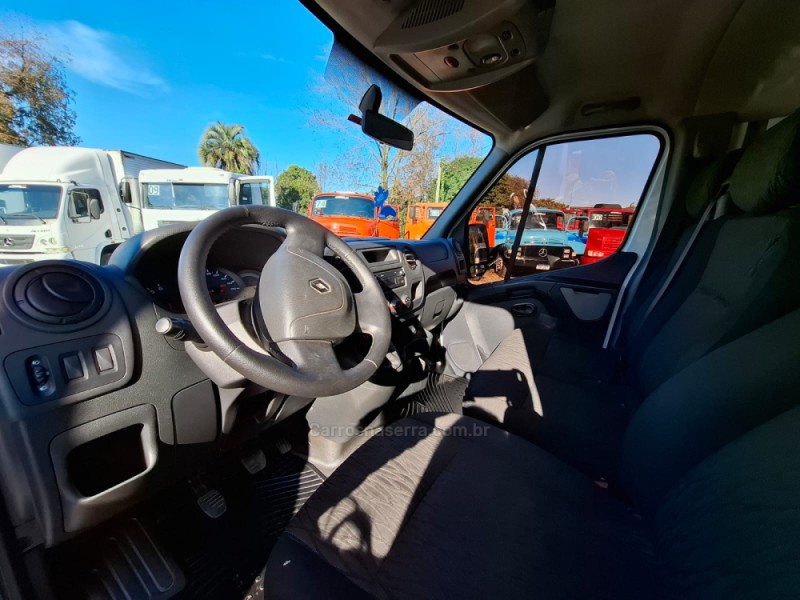 MASTER 2.3 DCI CHASSI CABINE L2H1 16V DIESEL 2P MANUAL - 2019 - PORTãO
