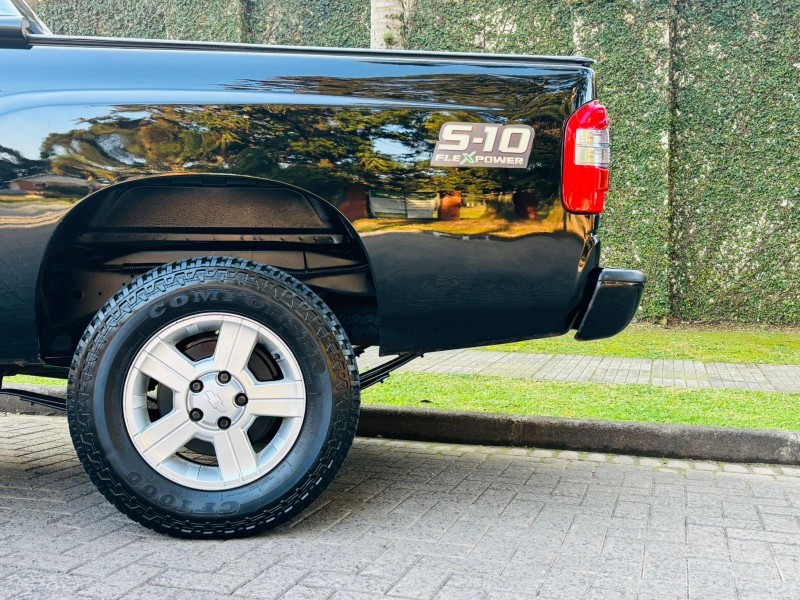 S10 2.4 MPFI ADVANTAGE 4X2 CS 8V FLEX 2P MANUAL - 2010 - CAXIAS DO SUL