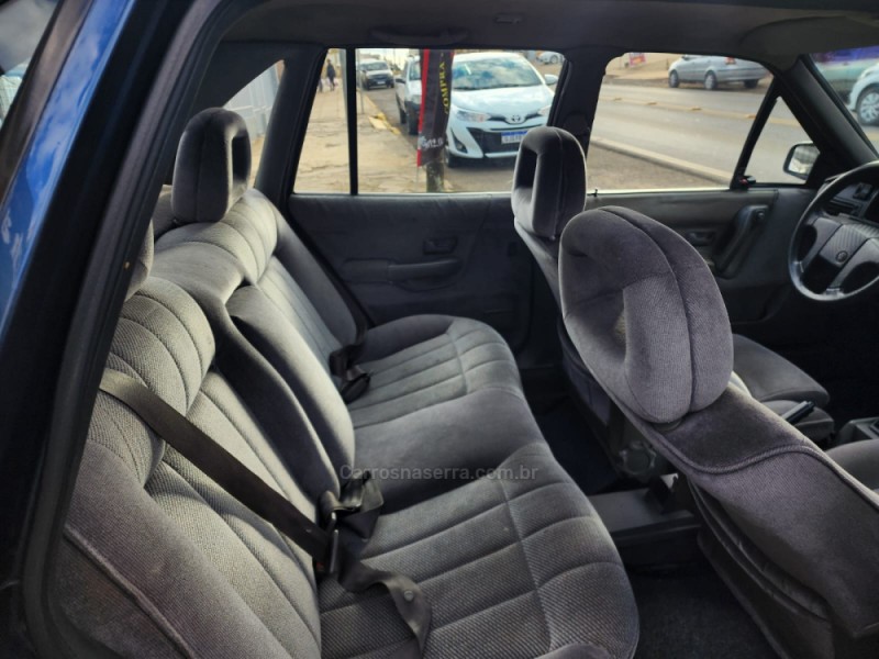 SANTANA 2.0 GLS 8V GASOLINA 4P MANUAL - 1993 - VACARIA