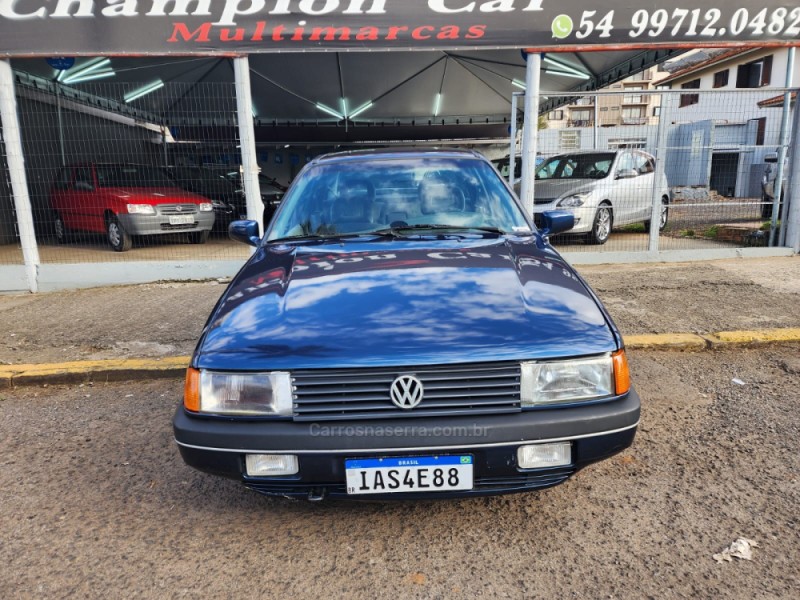 SANTANA 2.0 GLS 8V GASOLINA 4P MANUAL - 1993 - VACARIA