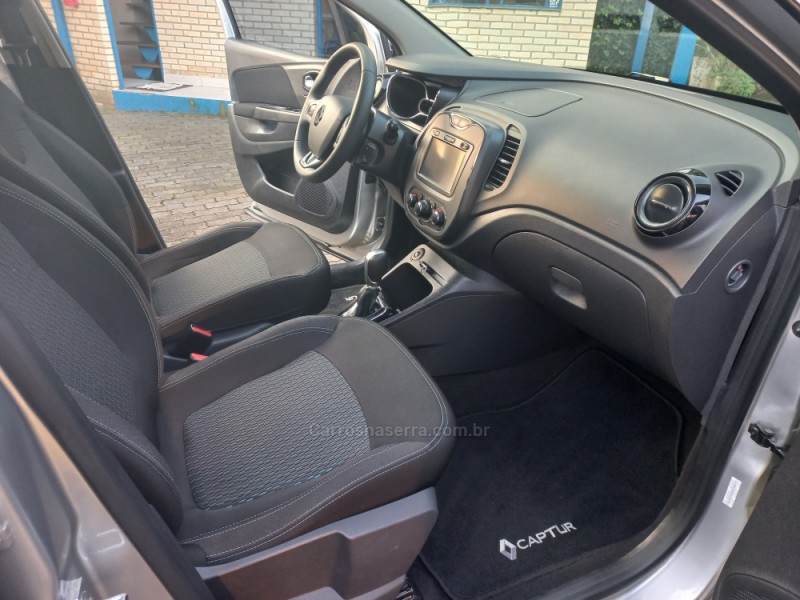 CAPTUR 1.6 LIFE 16V FLEX 4P AUTOMÁTICO - 2018 - CAXIAS DO SUL