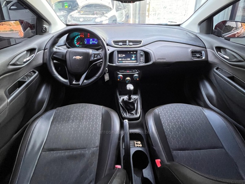 PRISMA 1.4 MPFI LTZ 8V FLEX 4P MANUAL - 2017 - ESTâNCIA VELHA