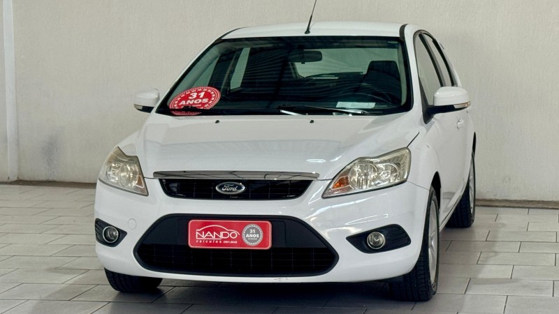 focus 1.6 se 16v flex 4p manual 2013 estancia velha