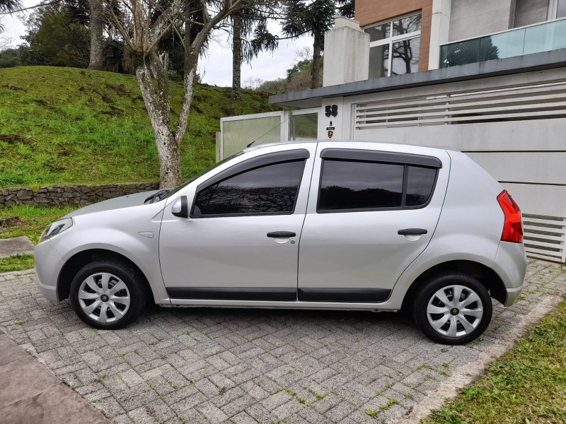 SANDERO 1.0 EXPRESSION 16V FLEX 4P MANUAL - 2011 - FARROUPILHA