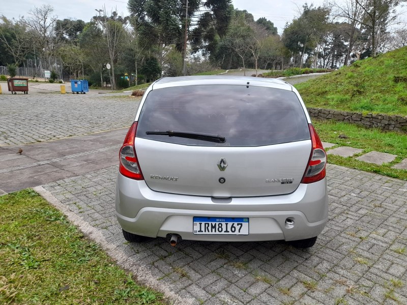 SANDERO 1.0 EXPRESSION 16V FLEX 4P MANUAL - 2011 - FARROUPILHA