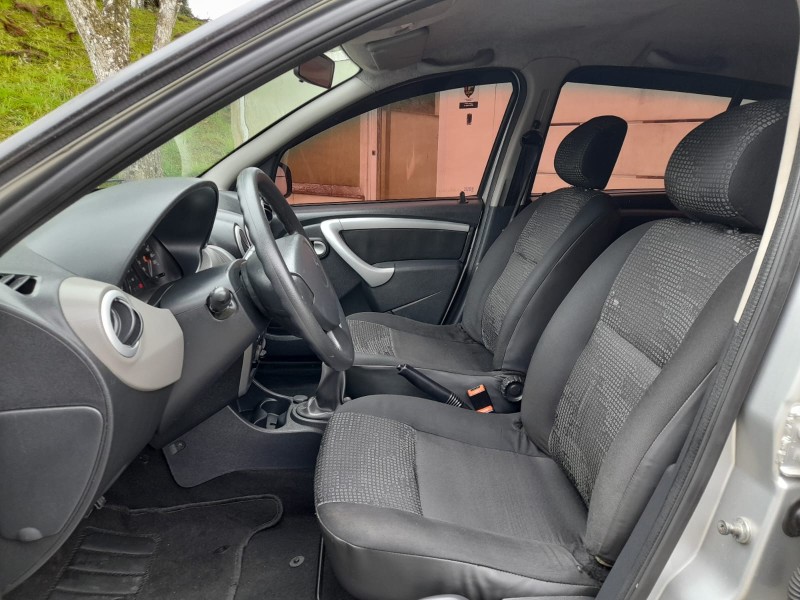 SANDERO 1.0 EXPRESSION 16V FLEX 4P MANUAL - 2011 - FARROUPILHA
