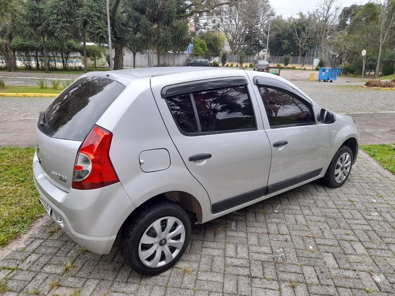 SANDERO 1.0 EXPRESSION 16V FLEX 4P MANUAL - 2011 - FARROUPILHA